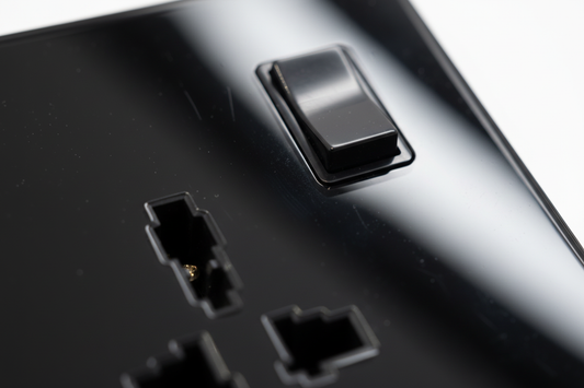 FL-S7.5 GLASS BLACK 3 pin Socket