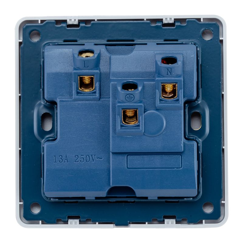 Focale B50 Single Socket White FOCALE (100 PIECES IN A CARTON)