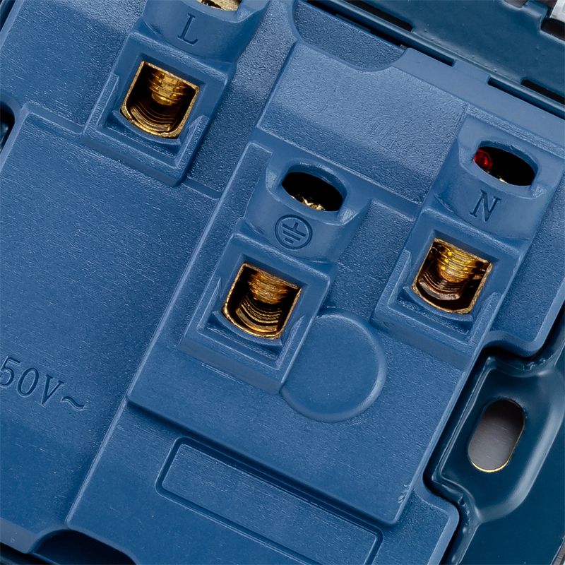 Focale B50 Single Socket White FOCALE (100 PIECES IN A CARTON)