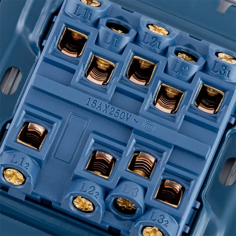 Focale B50 Three Gang Switch White FOCALE (100 PIECES IN A CARTON)